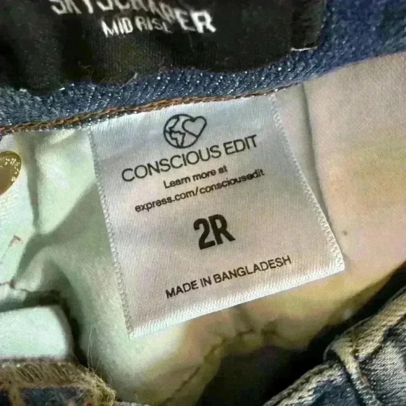 Express Mid Rise Ripped Skyscraper Jeans - Picture 11 of 16